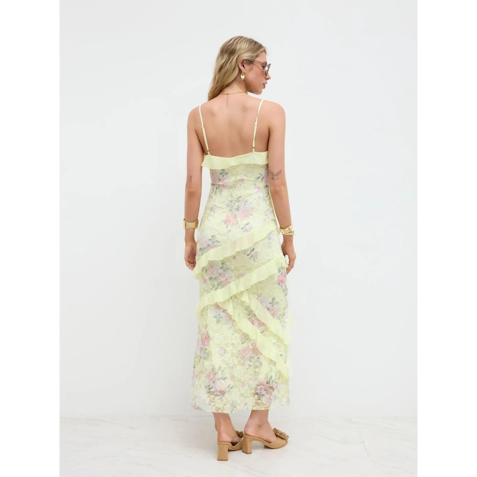Lace V-neck floral ruffle stretch embroidered slim fit romantic women's summer vacation beach party dress