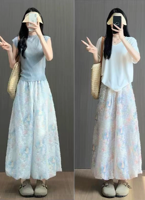 📦📦LAST DAY SAVE 49% ⏰The Dreamscape Textured Floral Wide-Leg Pants