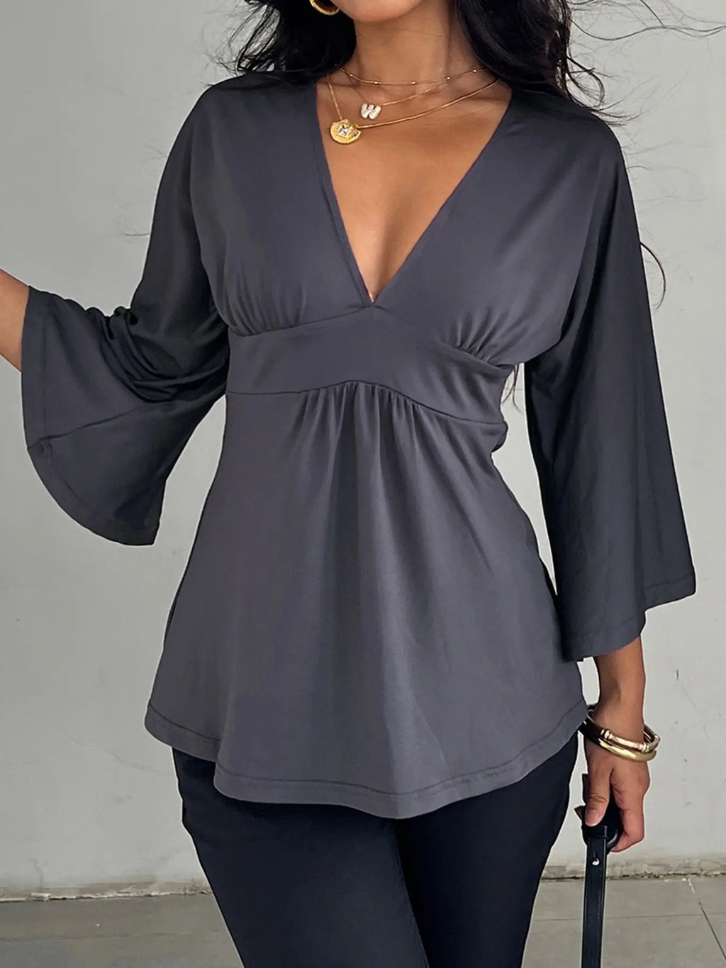Women's V Neck Patchwork Ruched Batwing Sleeve a Line Loose Fit Fall Winter Y2K Casual Basic Tee, Comfortable Long Sleeve Top